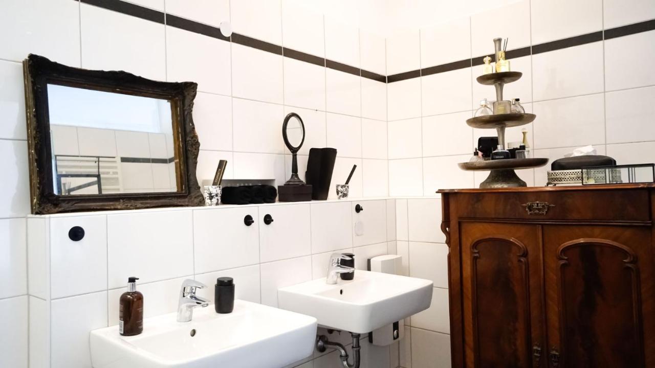 Boutique Loft Fuer Bis Zu 6 Personen * Dusseldorf